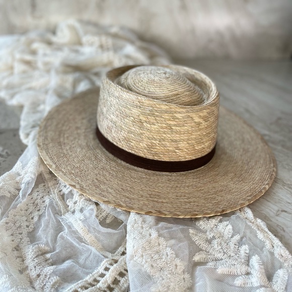 Palm Straw Hat - Picture 5 of 10